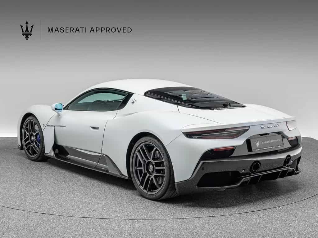 Maserati MC20 Coupé 1. HAND + CARBON PAKET 09/2021-photo-3