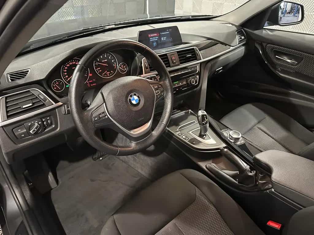 BMW 318 i Touring*BUSINESS*LED-PDC-NAV-SHZ-BLUETOOTH 12/2018-photo-24
