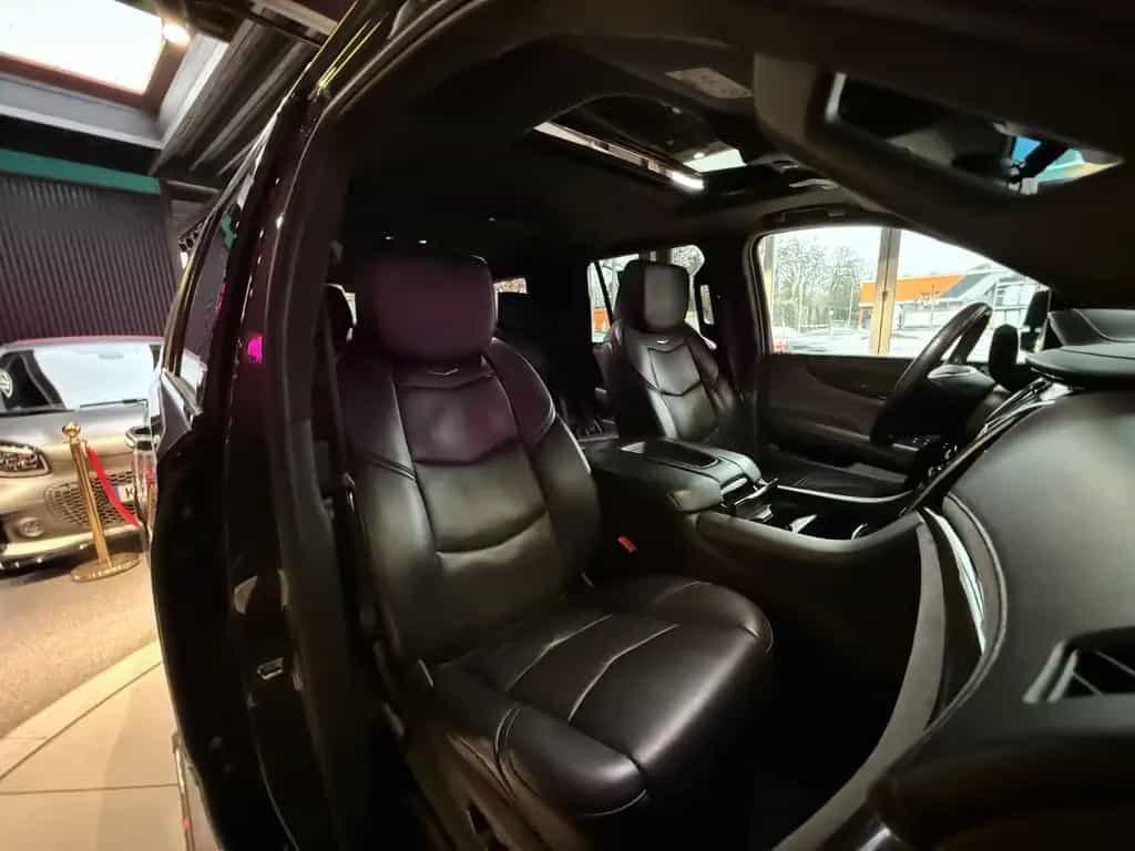 Cadillac Escalade 6.2 V8 PLATINUM 4WD/HUD/BOSE/22°/TV/360 12/2018-photo-20