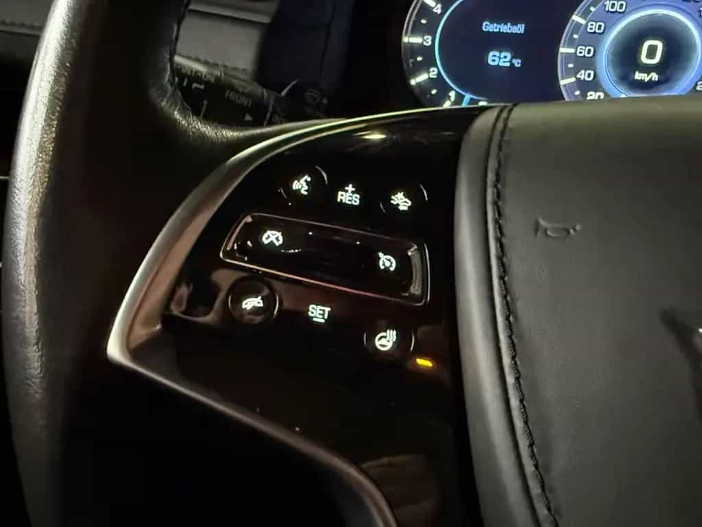 Cadillac Escalade 6.2 V8 PLATINUM 4WD/HUD/BOSE/22°/TV/360 12/2018-photo-23