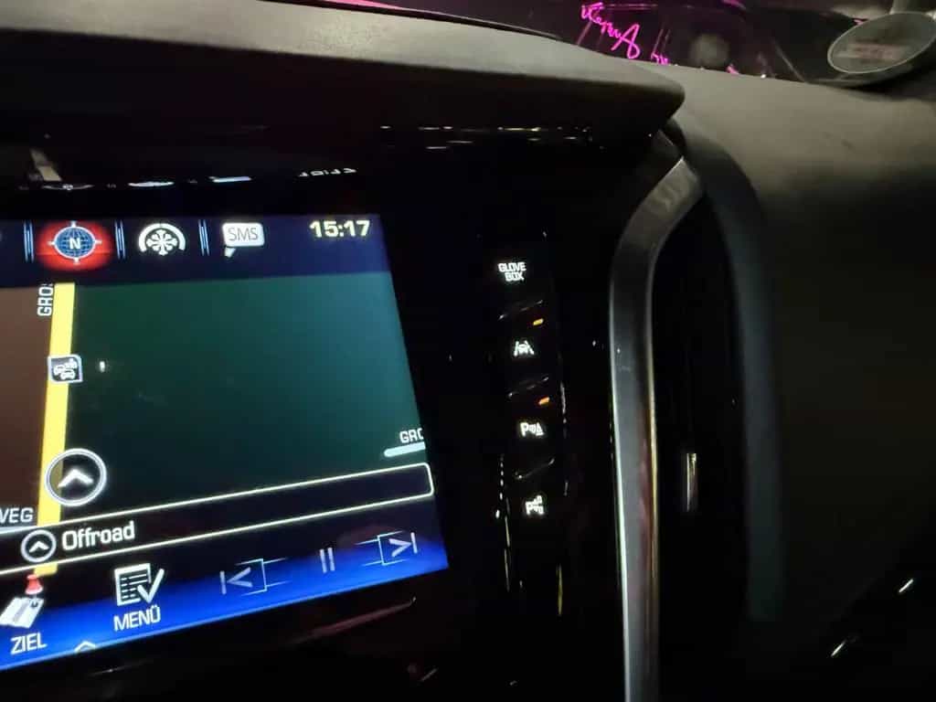 Cadillac Escalade 6.2 V8 PLATINUM 4WD/HUD/BOSE/22°/TV/360 12/2018-photo-32