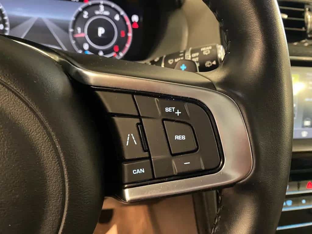Jaguar F-Pace AWD Prestige Aut Leder Pano Meridian Kam 06/2021-photo-21