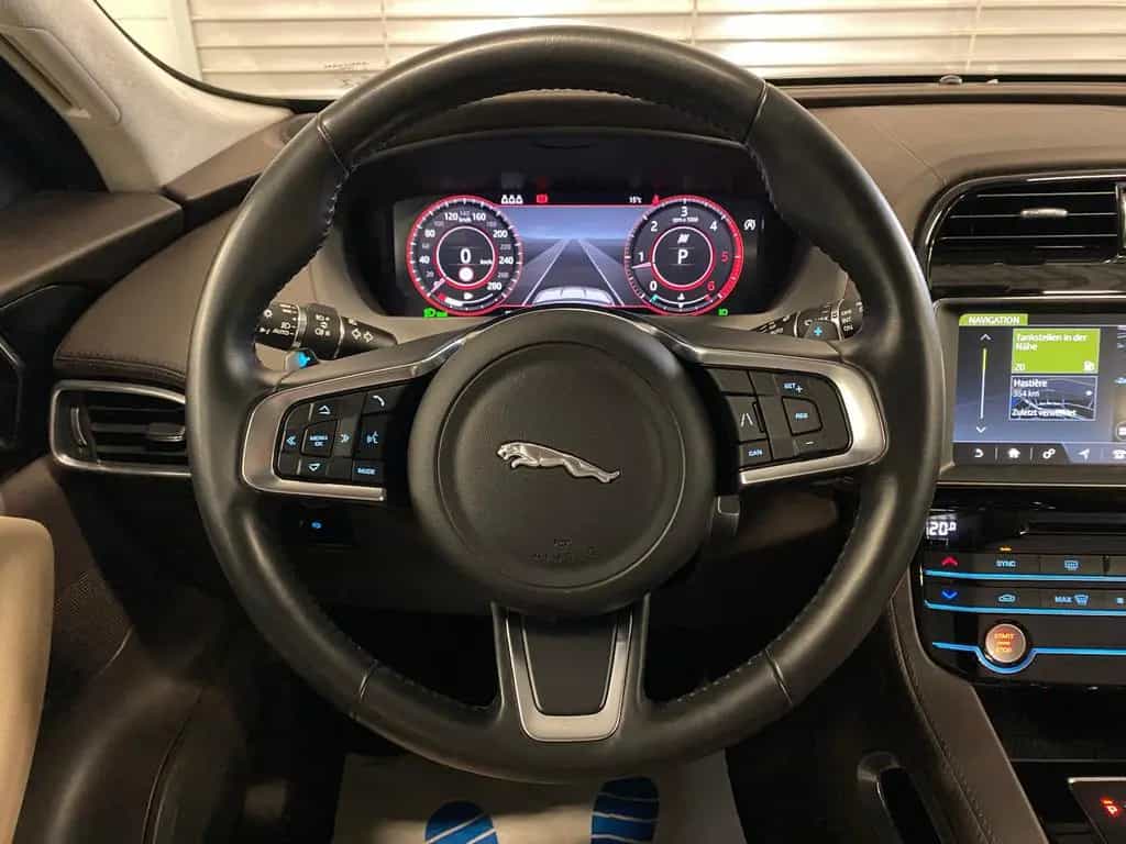 Jaguar F-Pace AWD Prestige Aut Leder Pano Meridian Kam 06/2021-photo-22