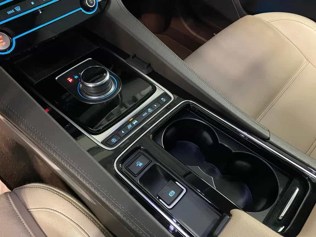Jaguar F-Pace AWD Prestige Aut Leder Pano Meridian Kam 06/2021-photo-23