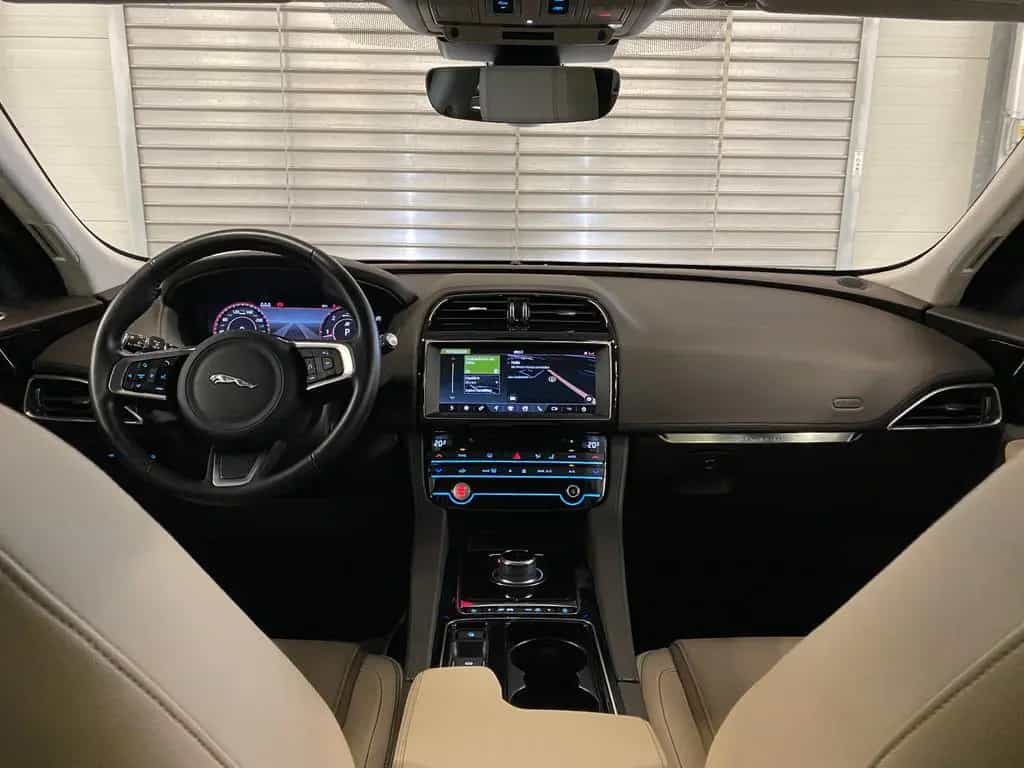 Jaguar F-Pace AWD Prestige Aut Leder Pano Meridian Kam 06/2021-photo-32