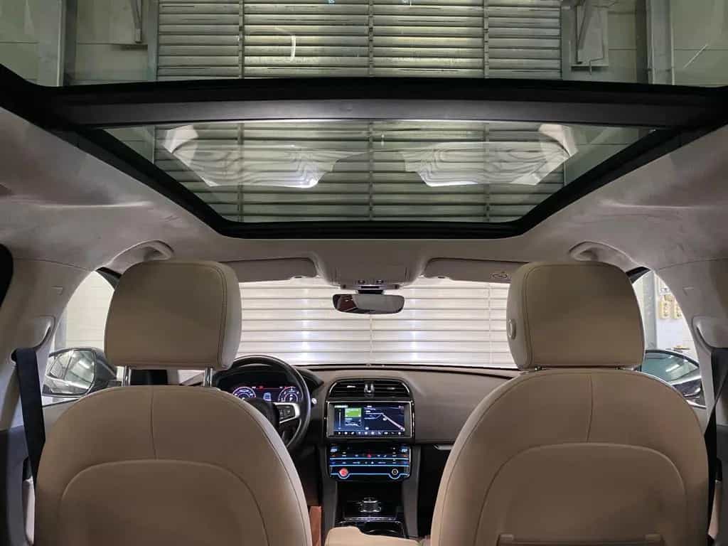 Jaguar F-Pace AWD Prestige Aut Leder Pano Meridian Kam 06/2021-photo-33