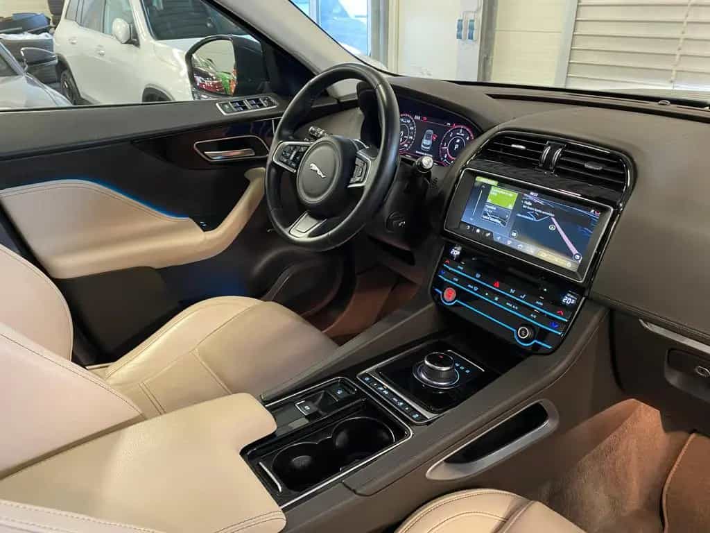 Jaguar F-Pace AWD Prestige Aut Leder Pano Meridian Kam 06/2021-photo-43
