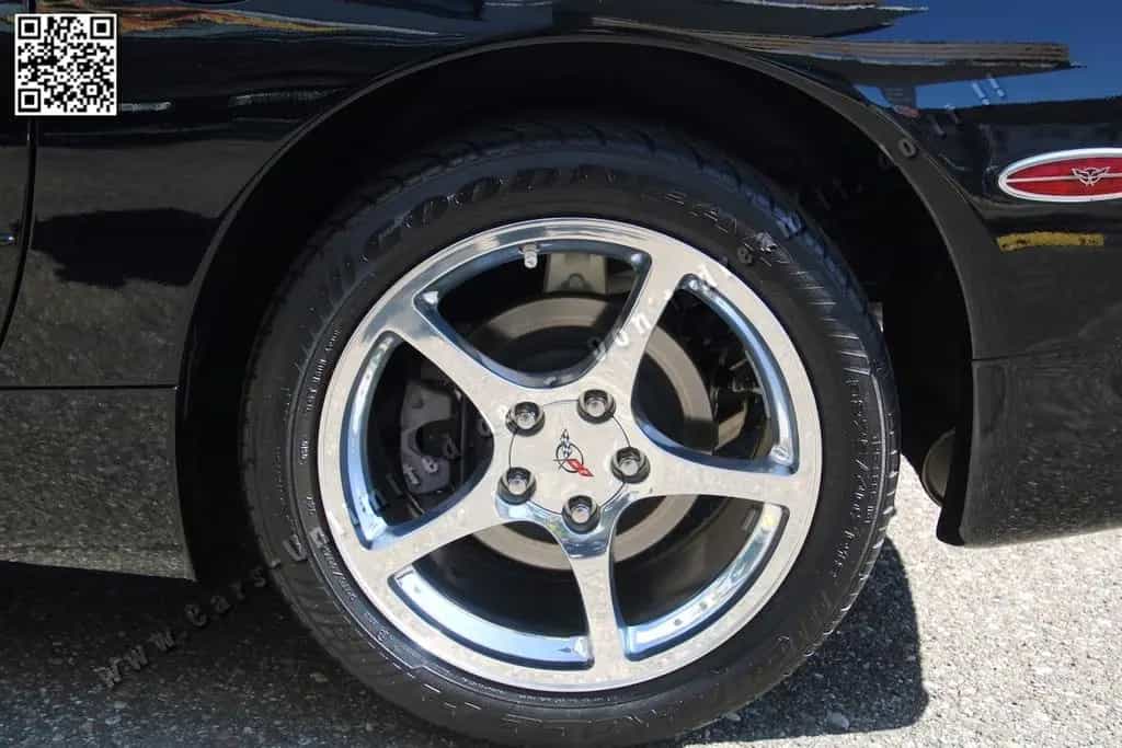 Corvette C5 5.7 Cabrio Autom. wenig Kilometer, wie Neu 10/2003-photo-24