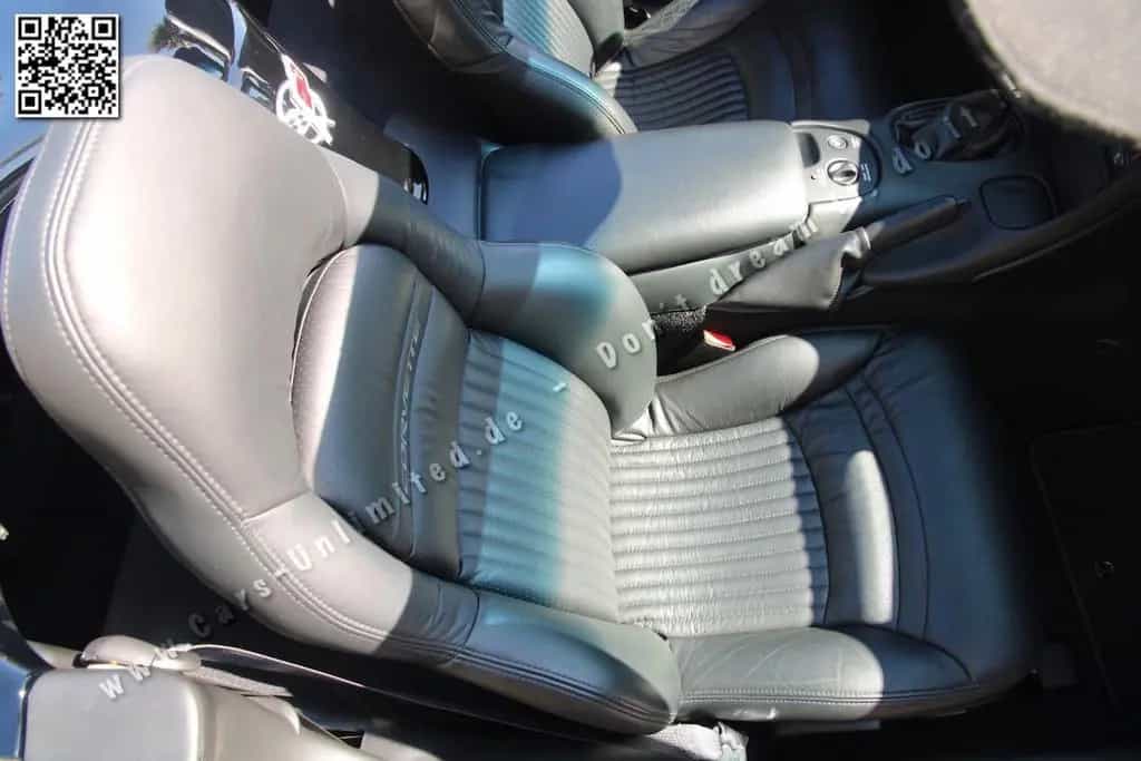 Corvette C5 5.7 Cabrio Autom. wenig Kilometer, wie Neu 10/2003-photo-33