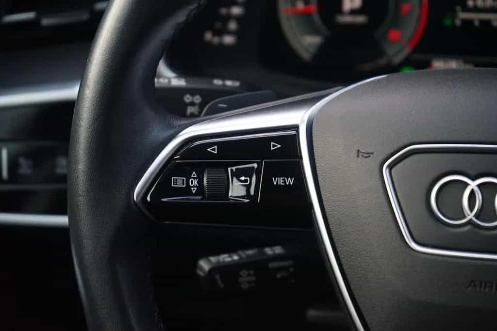 Audi A6 Avant 45 2.0 TFSI design LED Navi Totwinkel 12/2022-photo-16
