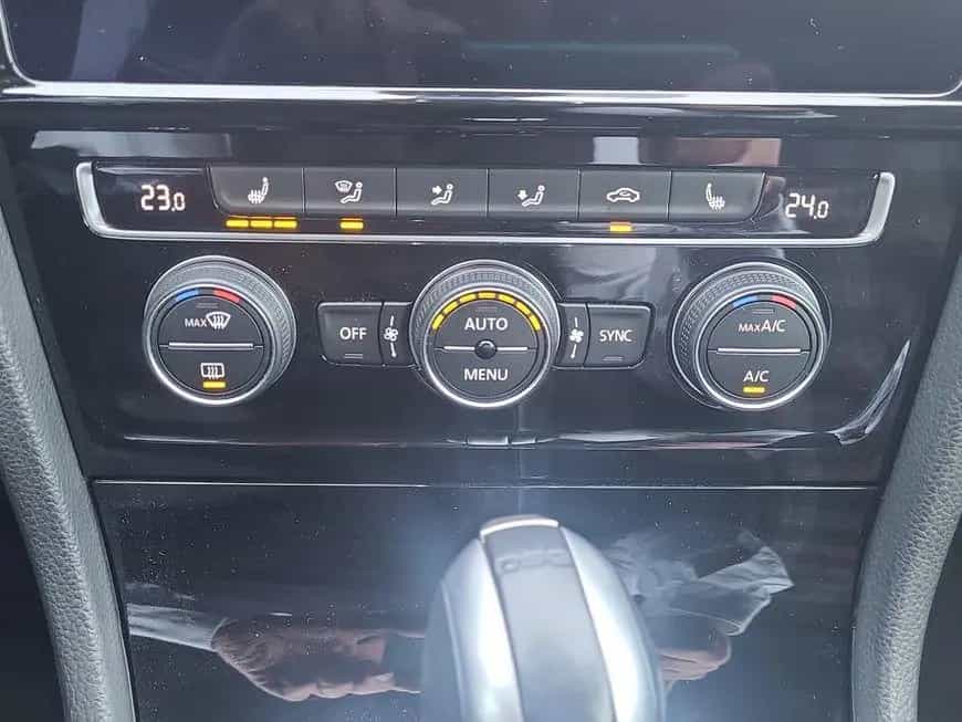 Volkswagen Golf GTI (BlueMotion Technology) DSG Performance 09/2017-photo-11