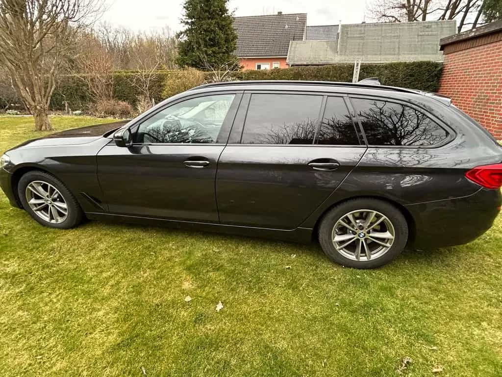 BMW 520 d Touring Aut. Sportline, Verkauf/Tausch 12/2020-photo-2