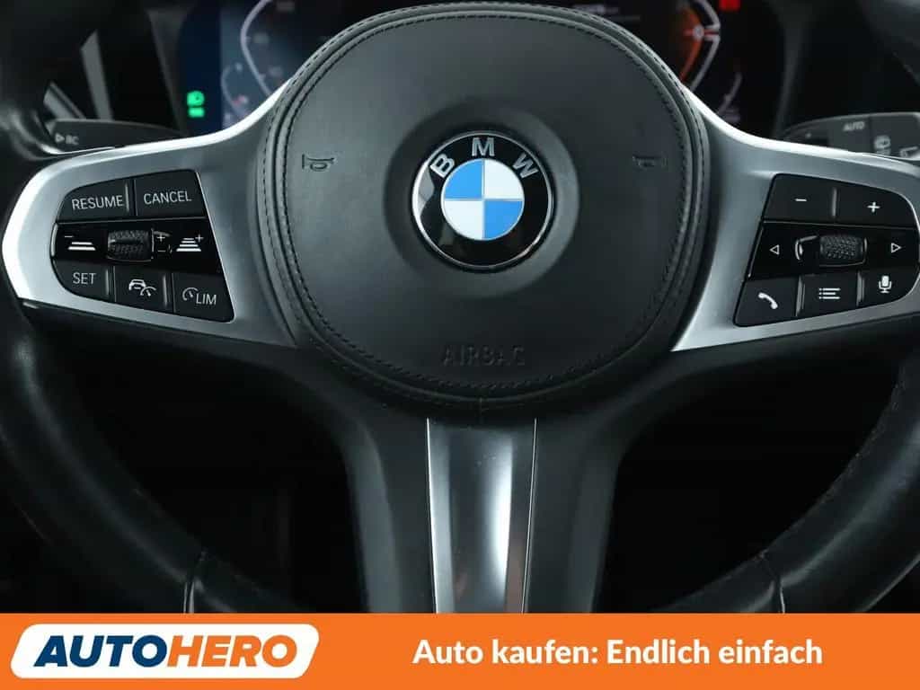 BMW 320 d xDrive Sport Line Aut.*NAVI*ACC*LED*SHZ*PDC 04/2021-photo-18