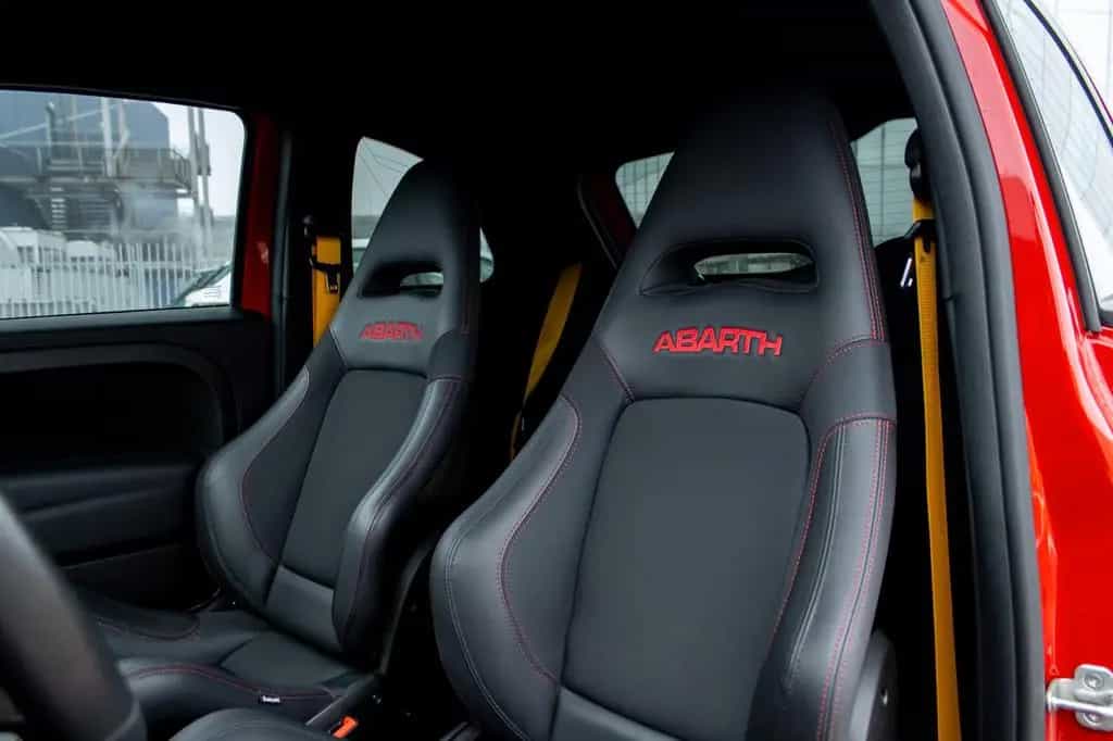 Abarth 500 695 Competizione 02/2024-photo-22