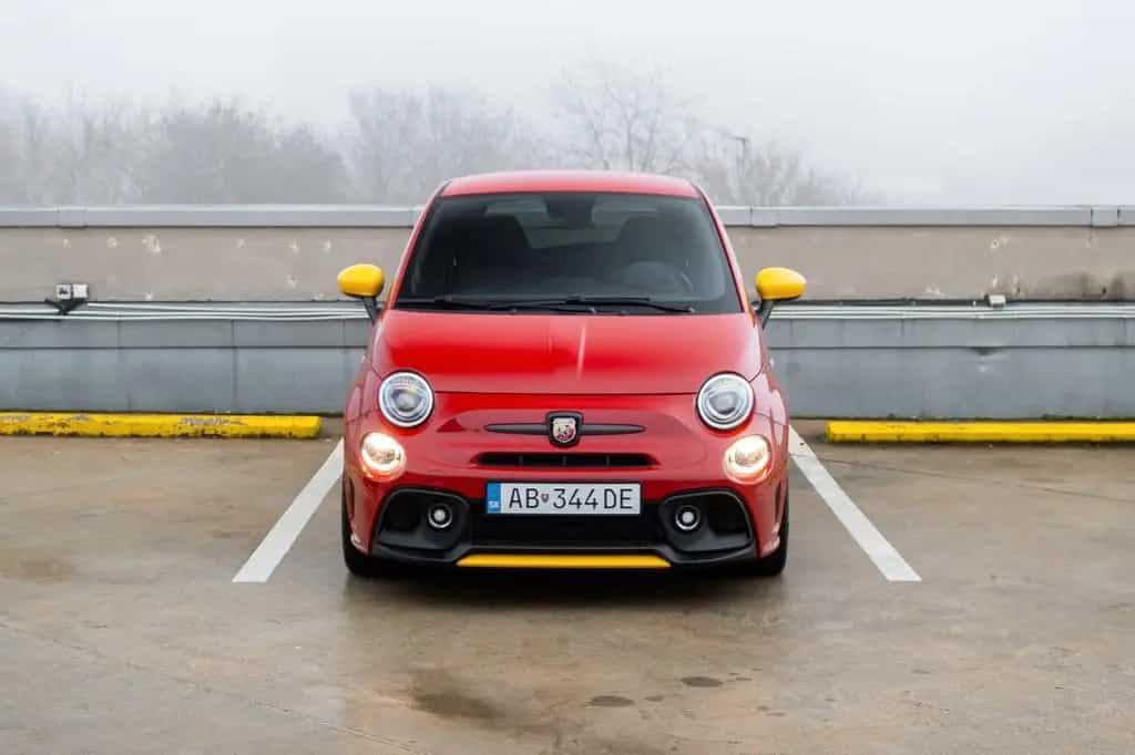 Abarth 500 695 Competizione 02/2024-photo-3