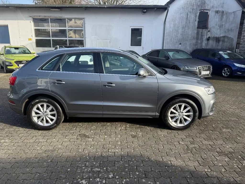 Audi Q3 1.4 TFSI S-TRONIC SPORT NAVI XENON PDC 1.HAND 06/2016-photo-9