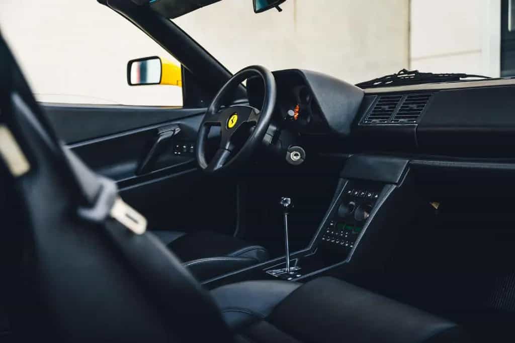 Ferrari 348 Spider / Giallo Fer / Original Paint 11/1993-photo-17