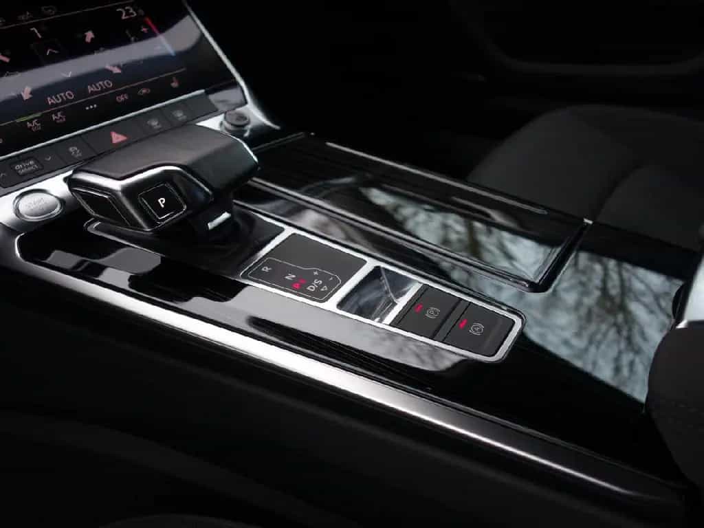 Audi A6 Avant 50 TDI quattro Auto NAVI PANO LED DAB 10/2019-photo-16