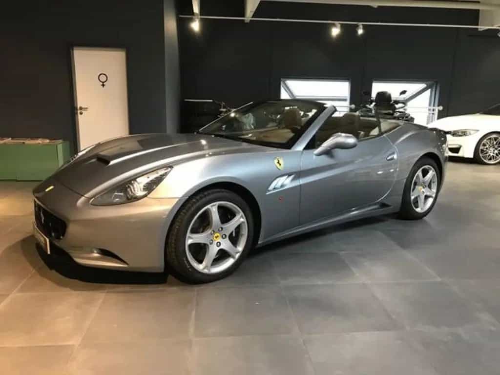 Ferrari California 4.3 V8 4-Sitzer Dtsch. Grigio Titanio 11/2009-photo-1