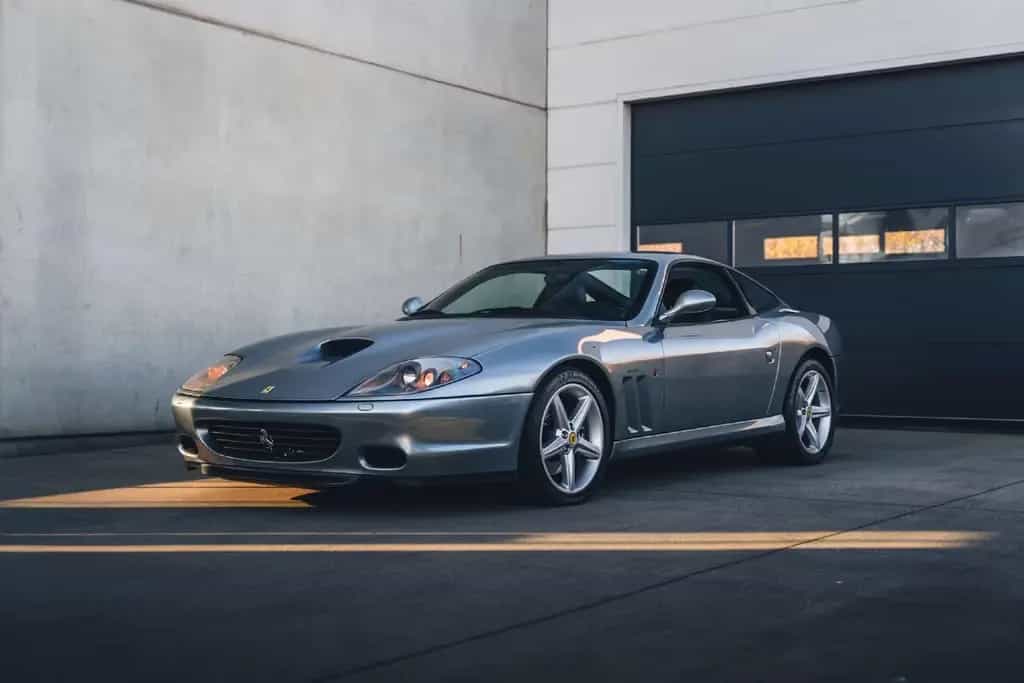 Ferrari 575 Maranello / Grigio Titanio / Manual 04/2003-photo-12