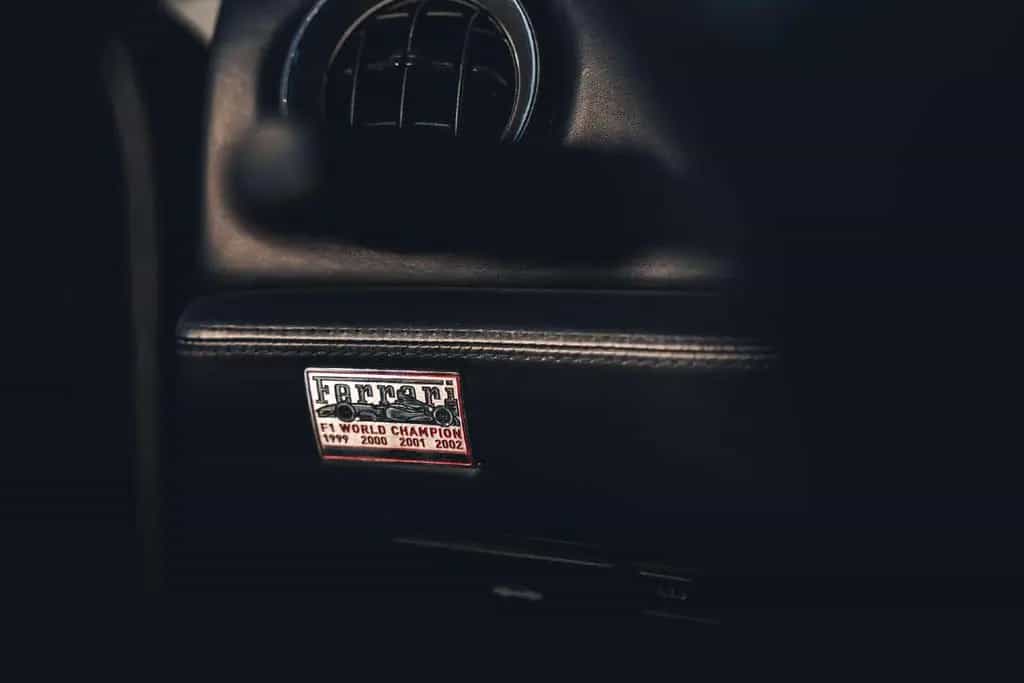 Ferrari 575 Maranello / Grigio Titanio / Manual 04/2003-photo-18