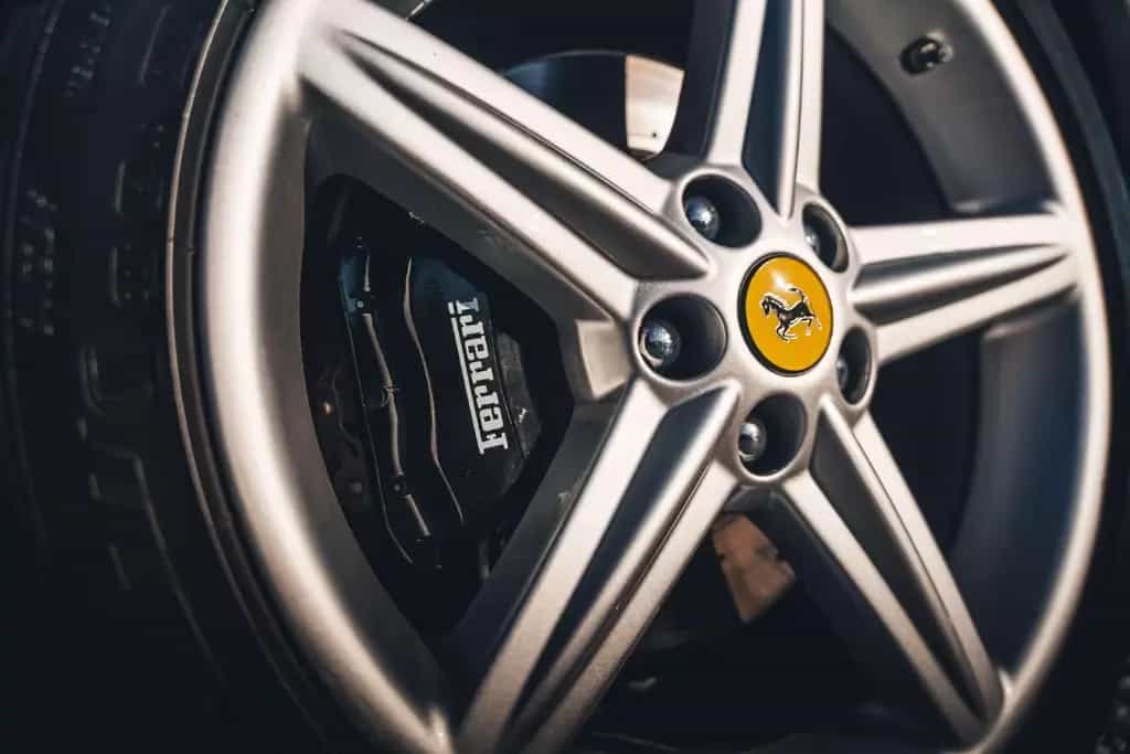 Ferrari 575 Maranello / Grigio Titanio / Manual 04/2003-photo-9