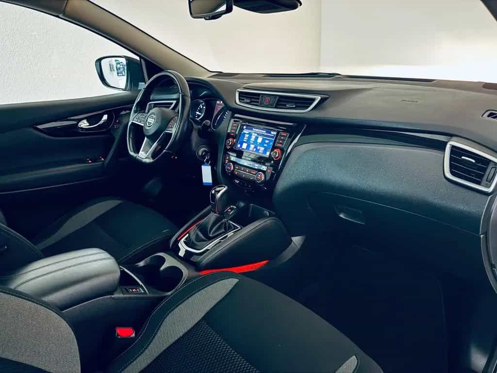 Nissan Qashqai Visia 1.5 DCI * R-KAMERA * AUT * PANO 05/2019-photo-8