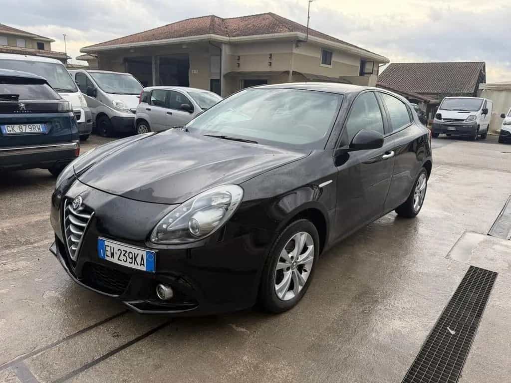 Alfa Romeo Giulietta 1.6 JTDm-2 105 CV Distincti 08/2014-photo-0