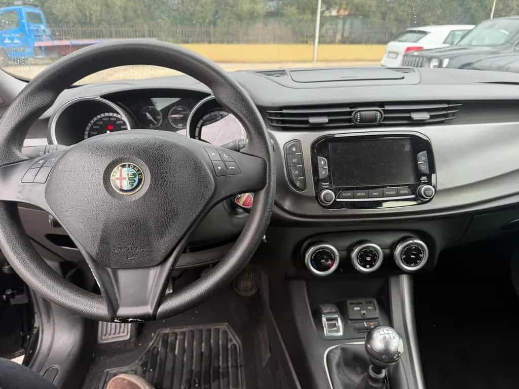 Alfa Romeo Giulietta 1.6 JTDm-2 105 CV Distincti 08/2014-photo-9
