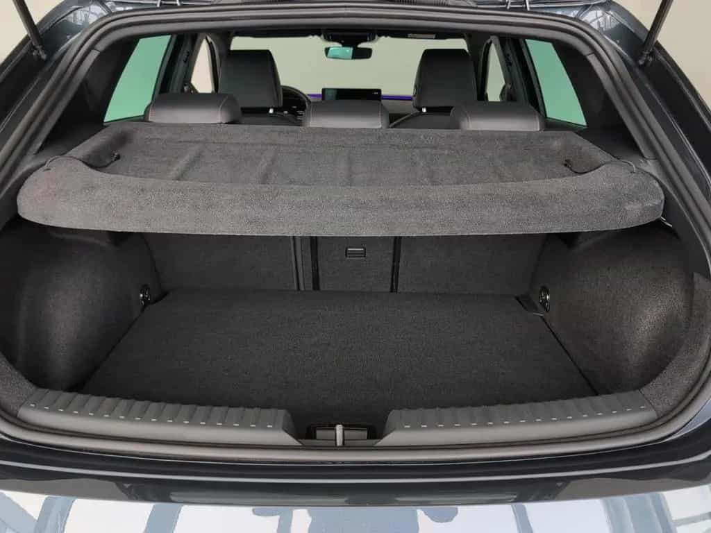 Cupra Leon 1.5 eTSI DSG 18" Pa.XL Navi Edge Allwetter 02/2025-photo-10