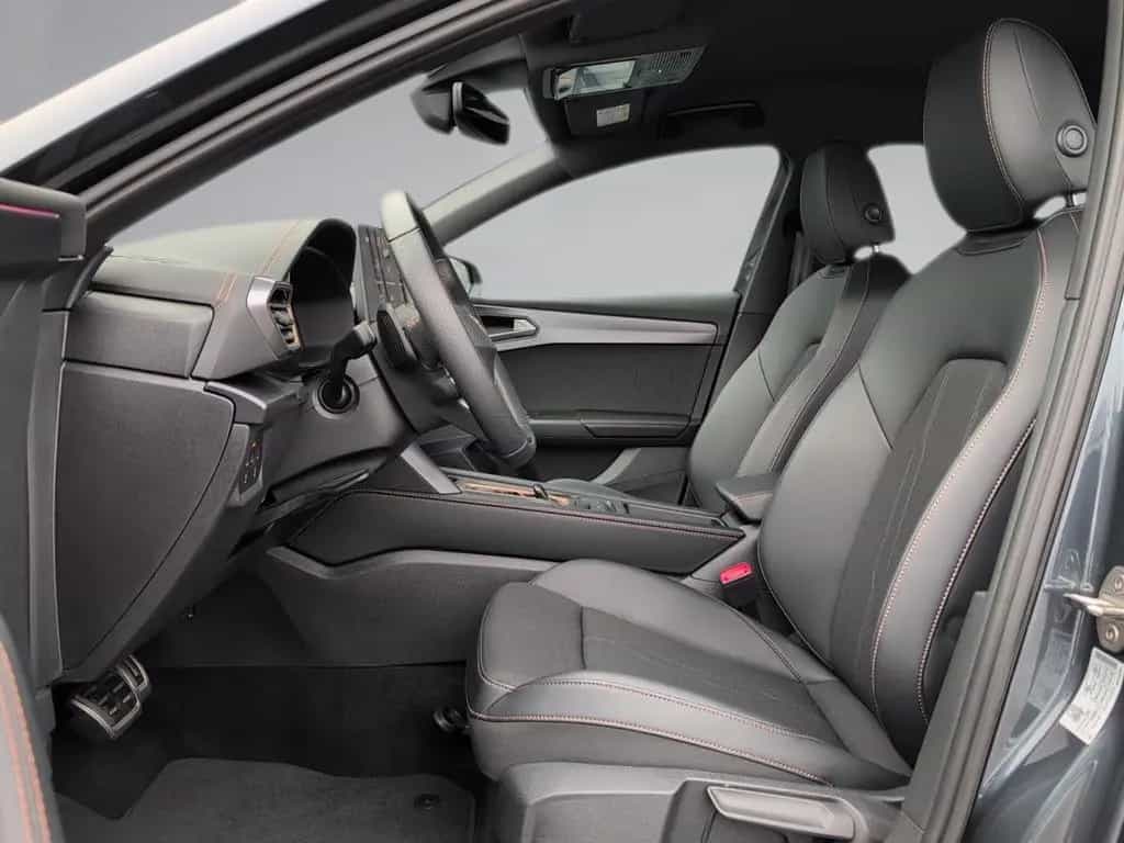 Cupra Leon 1.5 eTSI DSG 18" Pa.XL Navi Edge Allwetter 02/2025-photo-13