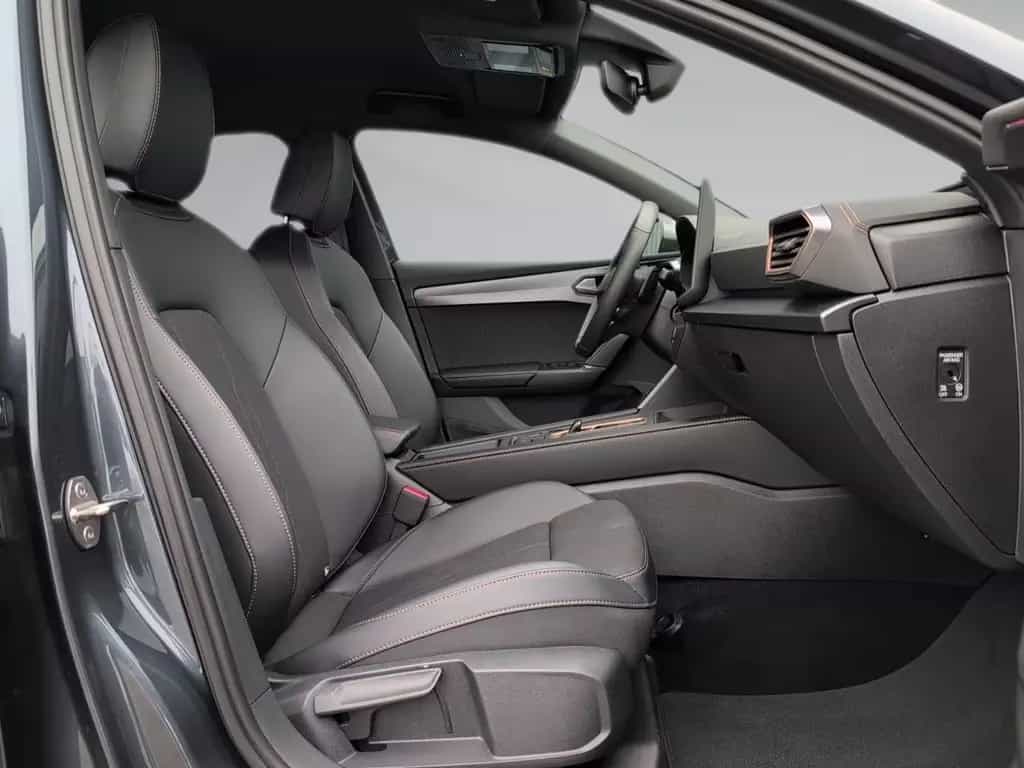 Cupra Leon 1.5 eTSI DSG 18" Pa.XL Navi Edge Allwetter 02/2025-photo-17