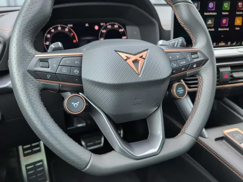 Cupra Leon 1.5 eTSI DSG 18" Pa.XL Navi Edge Allwetter 02/2025-photo-24
