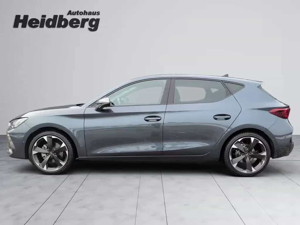 Cupra Leon 1.5 eTSI DSG 18" Pa.XL Navi Edge Allwetter 02/2025-photo-4