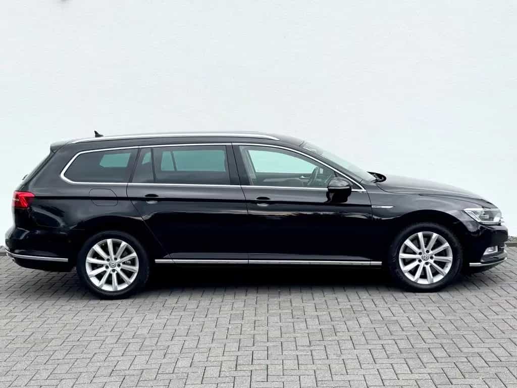 Volkswagen Passat Variant Highline 2.0 TSI DSG 4Motion 09/2016-photo-3