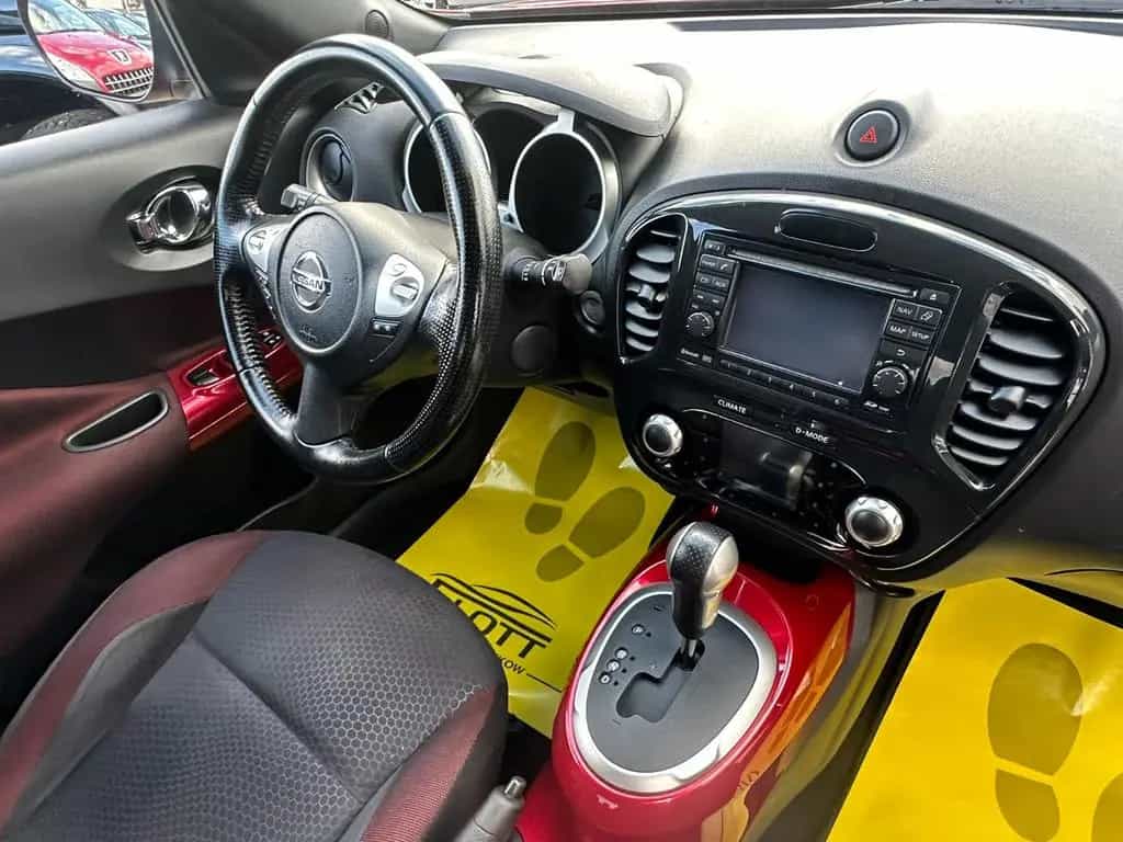 Nissan Juke *Aut.*4x4*Navi*53TKM*SitzH*TÜV Neu 08/2011-photo-12