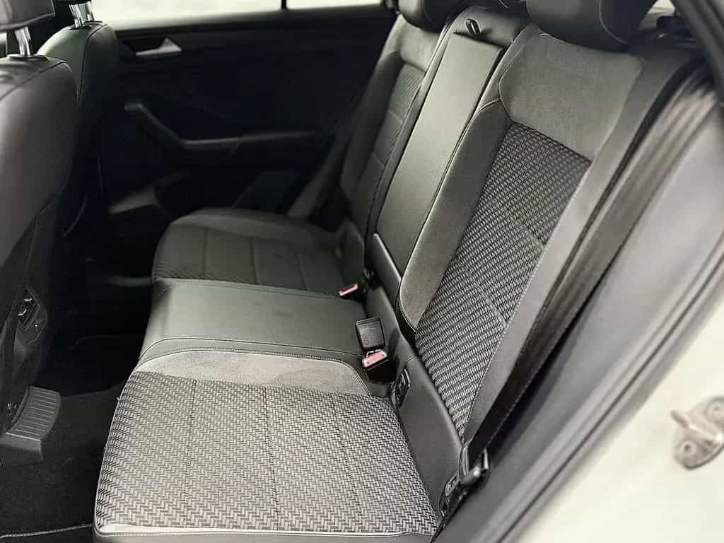 Volkswagen T-Roc R-line / Pano / 1. Hd / Kamera / AHK 03/2019-photo-23