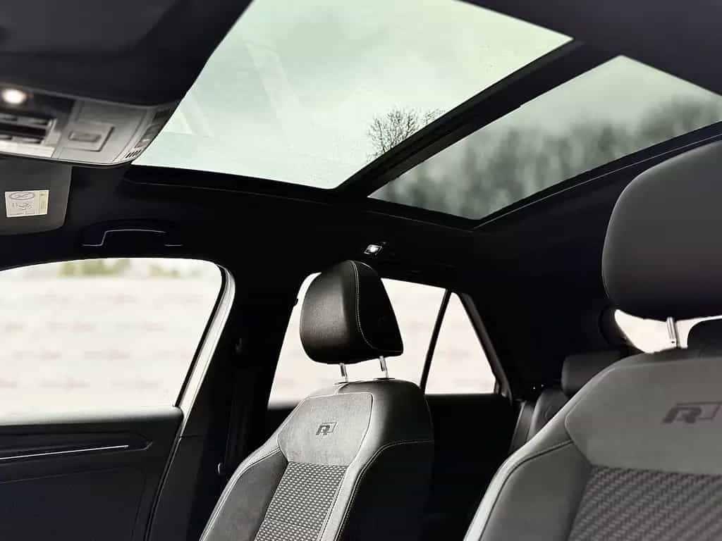 Volkswagen T-Roc R-line / Pano / 1. Hd / Kamera / AHK 03/2019-photo-32