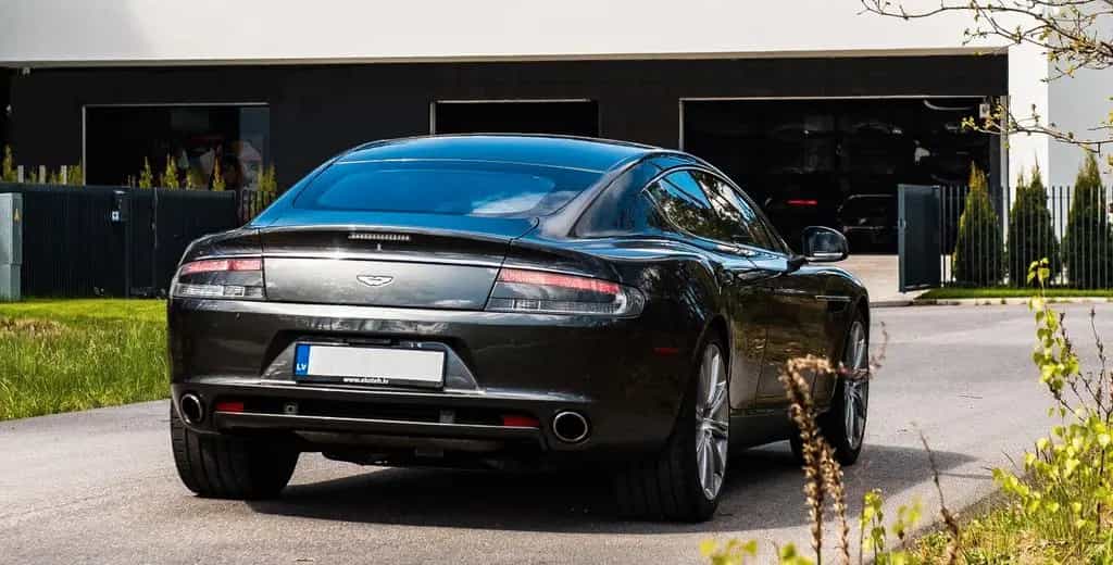 Aston Martin Rapide V12 07/2010-photo-0
