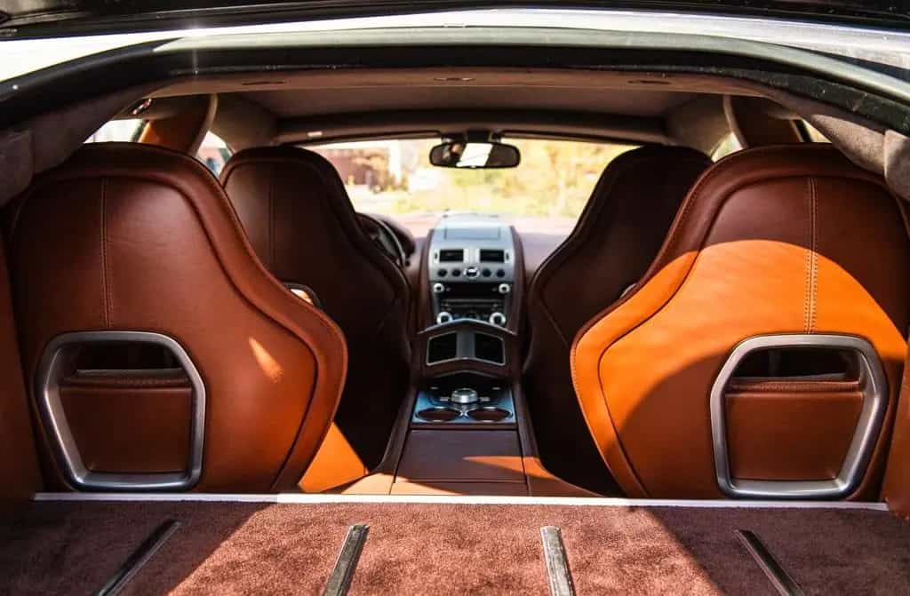 Aston Martin Rapide V12 07/2010-photo-12