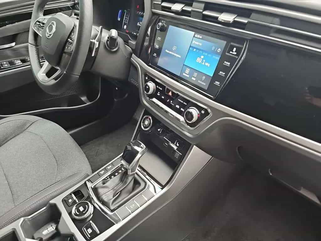 KGM Korando 1.5 T-GDI 2WD BLISS AUTOMATIK 11/2025-photo-17