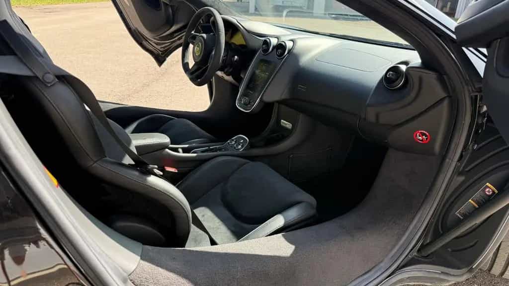 McLaren 570GT mit LIFT UP "Black Paket" TOP ZUSTAND! 03/2017-photo-14