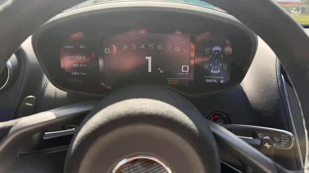 McLaren 570GT mit LIFT UP "Black Paket" TOP ZUSTAND! 03/2017-photo-17