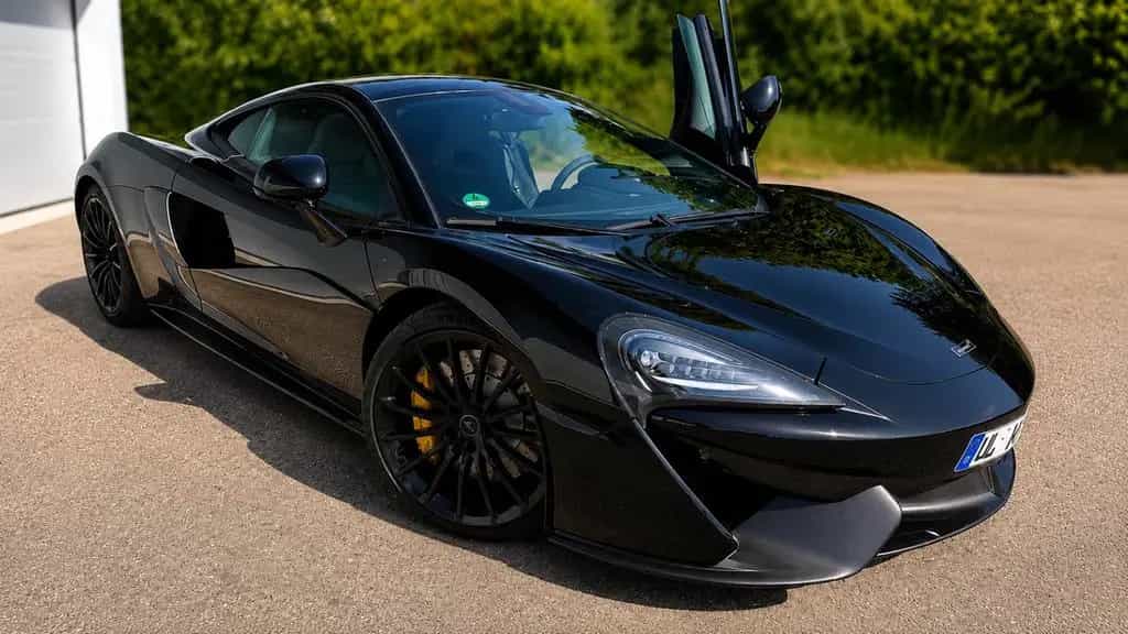 McLaren 570GT mit LIFT UP "Black Paket" TOP ZUSTAND! 03/2017-photo-2