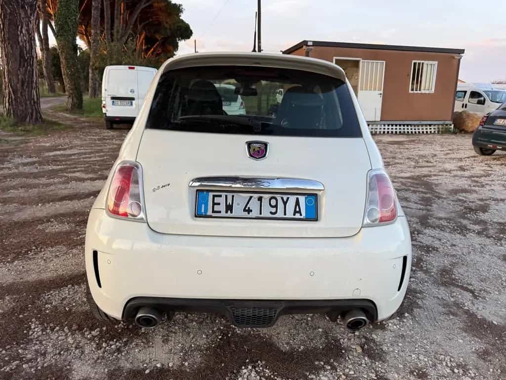 Abarth 500 1.4 Turbo T-Jet Custom 08/2014-photo-5