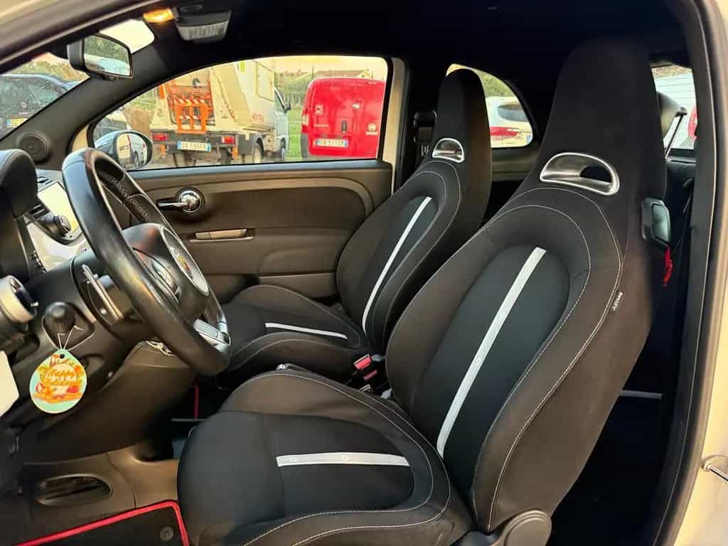 Abarth 500 1.4 Turbo T-Jet Custom 08/2014-photo-9