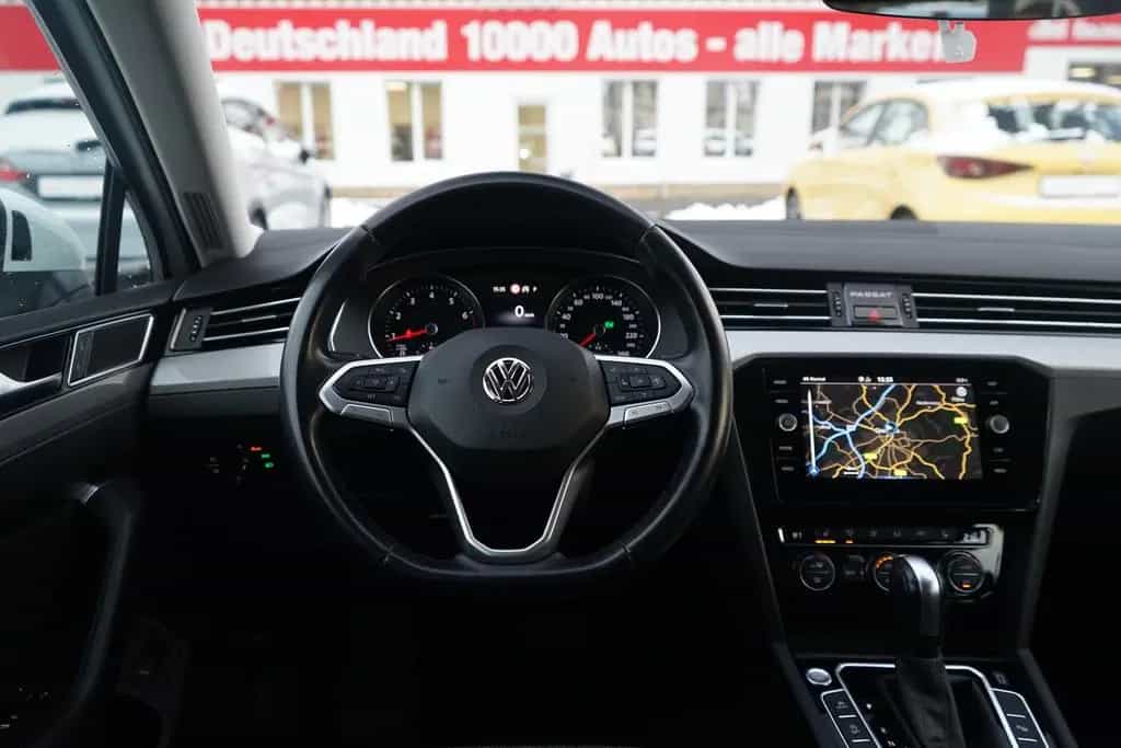 Volkswagen Passat Variant 2.0TSI DSG Business LED Navi ACC 09/2019-photo-12