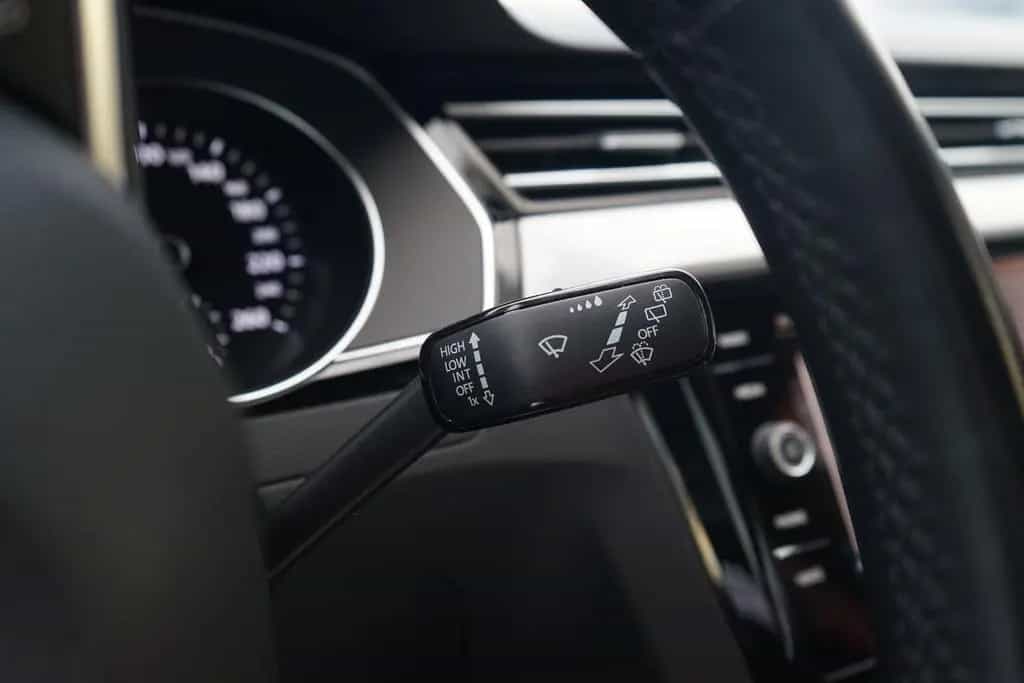 Volkswagen Passat Variant 2.0TSI DSG Business LED Navi ACC 09/2019-photo-17