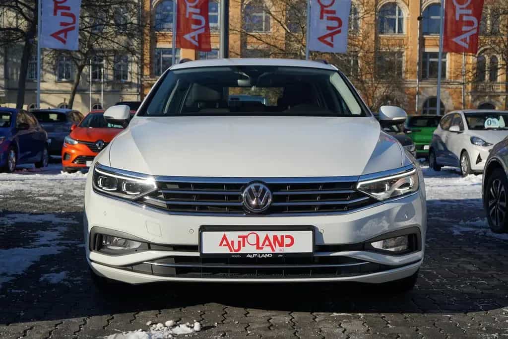 Volkswagen Passat Variant 2.0TSI DSG Business LED Navi ACC 09/2019-photo-2