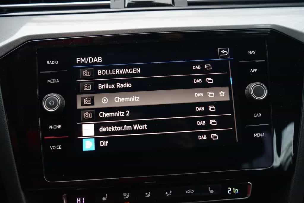 Volkswagen Passat Variant 2.0TSI DSG Business LED Navi ACC 09/2019-photo-20